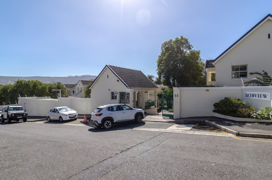 To Let 0 Bedroom Property for Rent in Vredehoek Western Cape